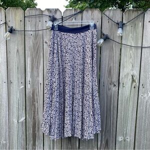 Ces Femme Navy and White Botanical Leaf Women's Medium Skirt